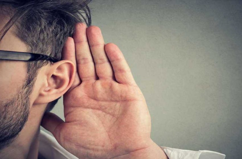  شنوایی انسان دارای چه بخش هایی است؟