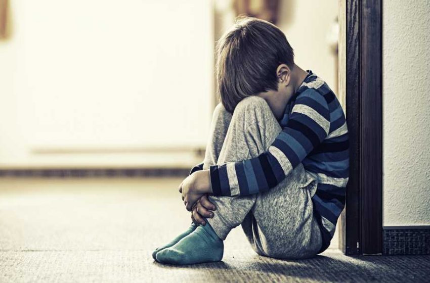  افسردگی کودکان را چگونه تشخیص دهیم؟